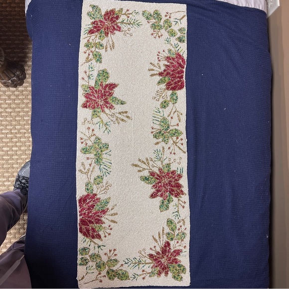 Tahari Home Beaded Centerpiece Table Runner 13x36”Lined Poinsettia Christmas NWT - Picture 9 of 9